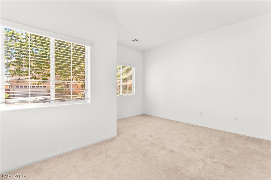 324 Sharp Edge Avenue Property Photo 34