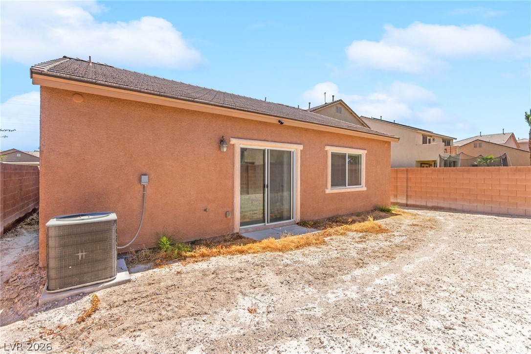 324 Sharp Edge Avenue Property Photo 36