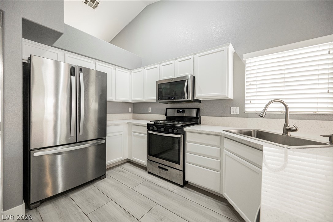 6067 Turtle River Avenue Property Photo 4