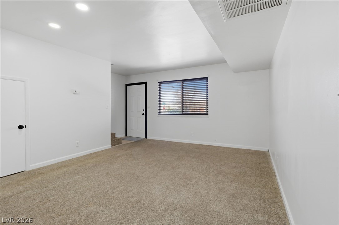 1541 Saylor Way Property Photo 3
