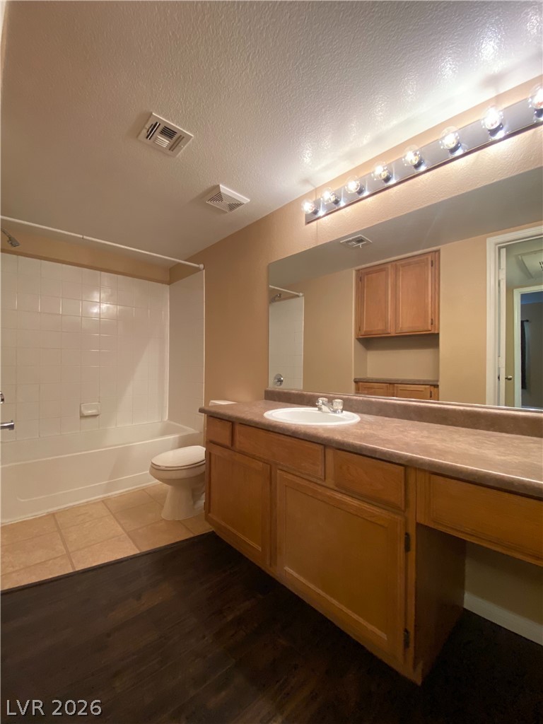 7255 West Sunset Road 2023 Property Photo 7