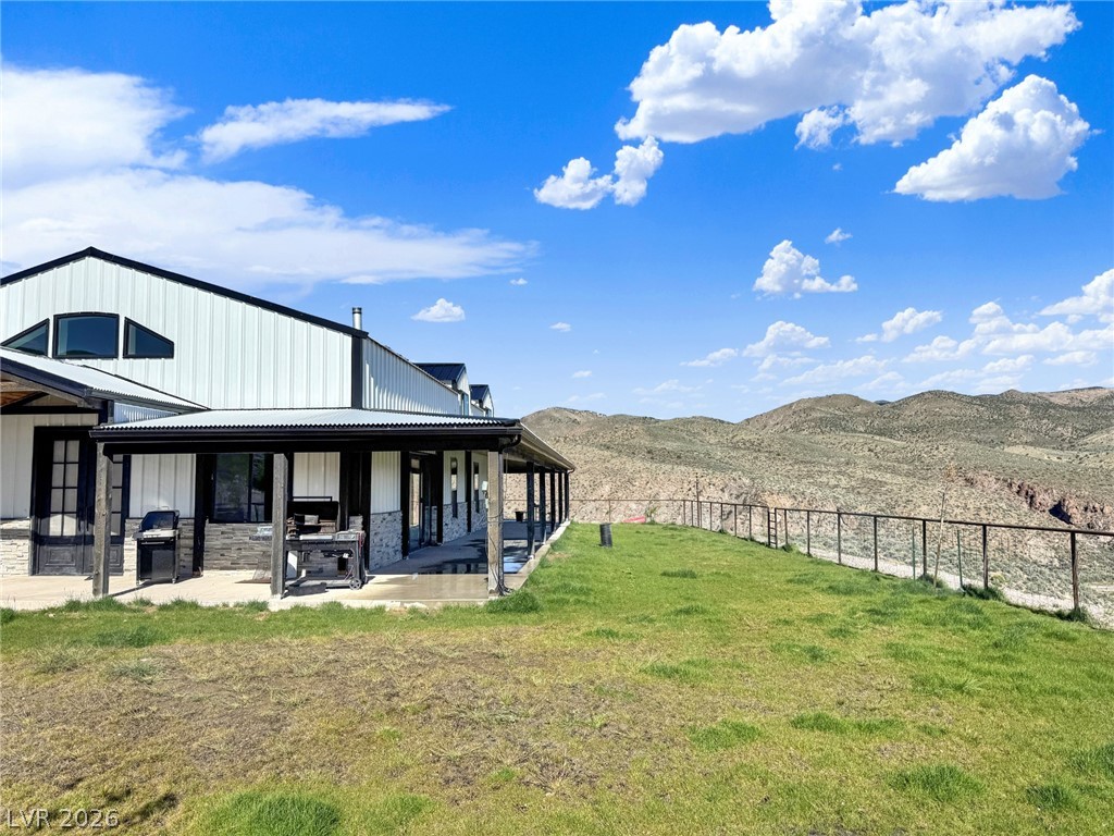 9393 North 93 Highway Property Photo 8