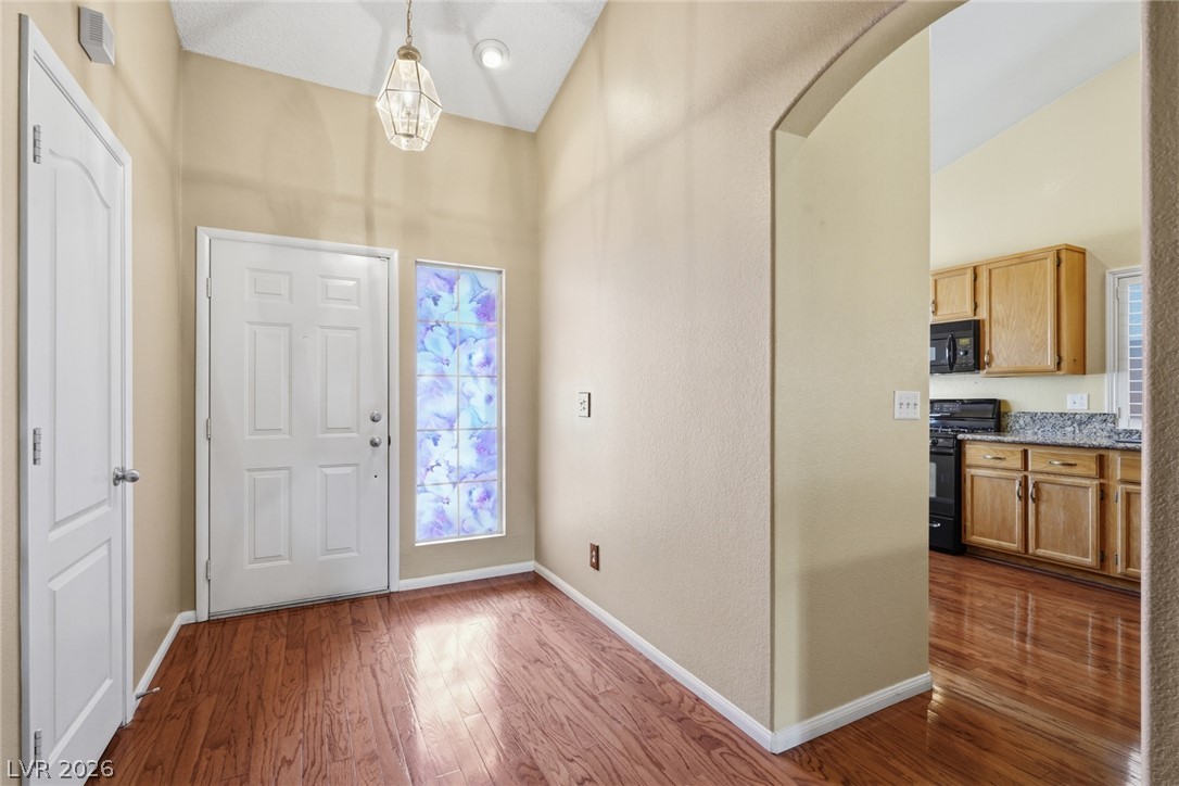 5505 Red Sun Drive Property Photo 8