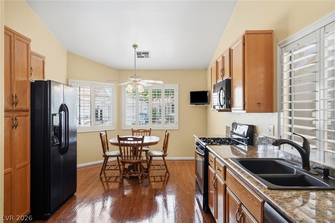 5505 Red Sun Drive Property Photo 13