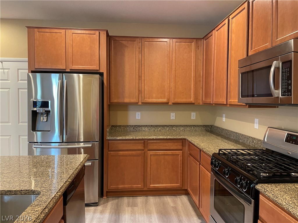 8620 Rowland Bluff Avenue Property Photo 12