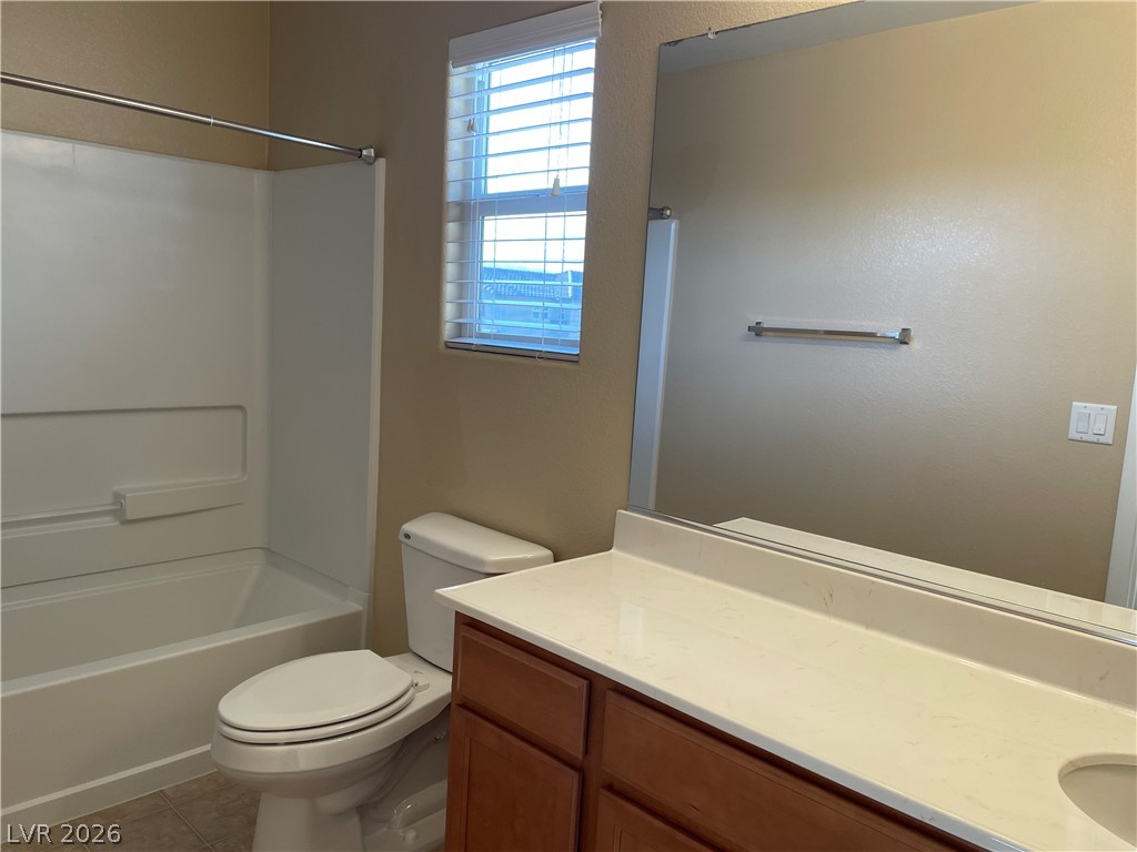 8620 Rowland Bluff Avenue Property Photo 25