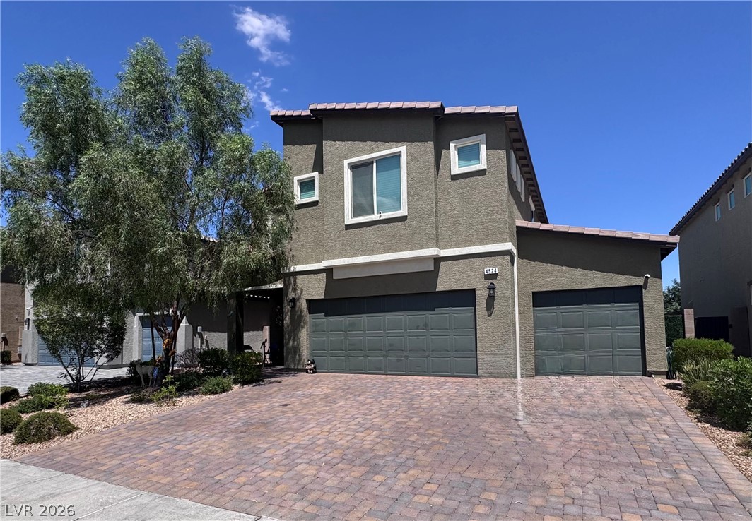 4524 Pointleaf Street Property Photo 2