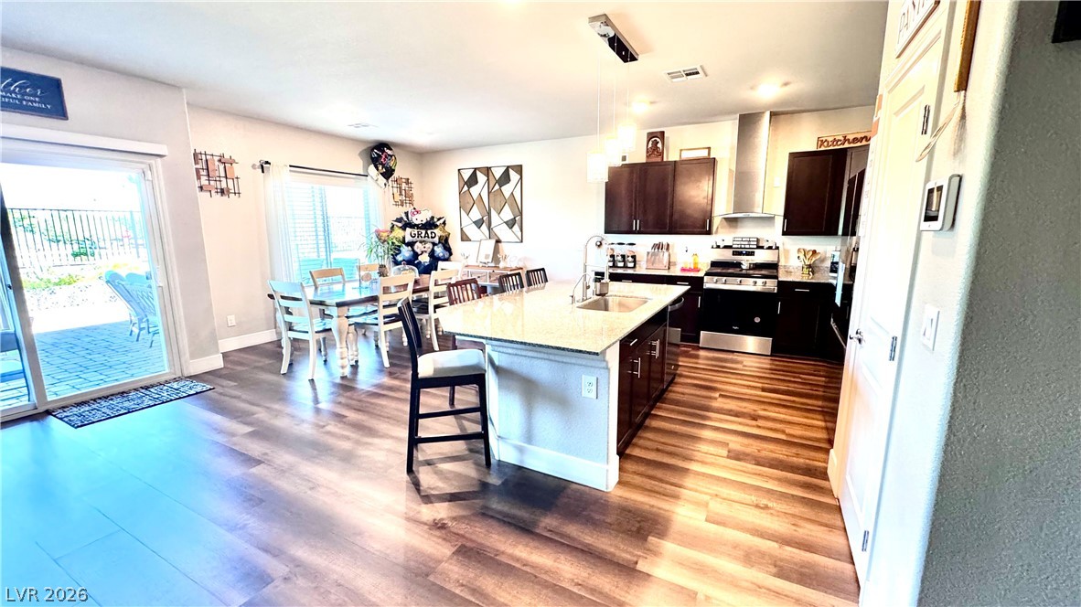 4524 Pointleaf Street Property Photo 6