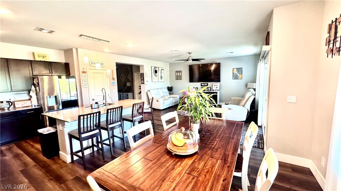 4524 Pointleaf Street Property Photo 7