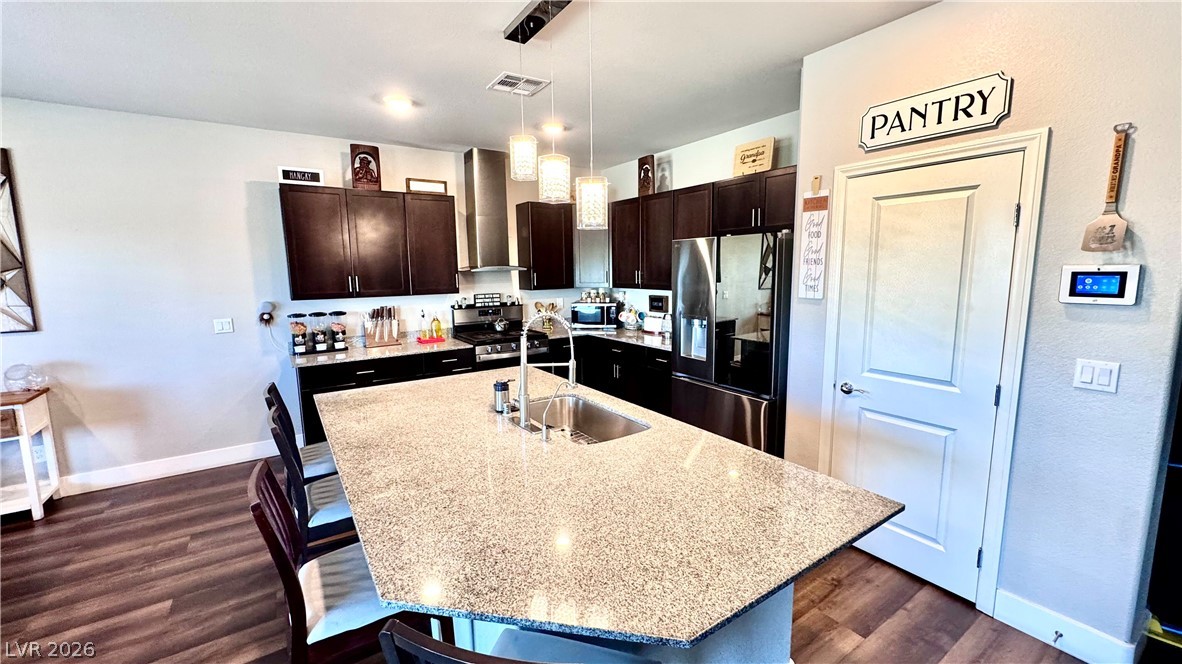 4524 Pointleaf Street Property Photo 12