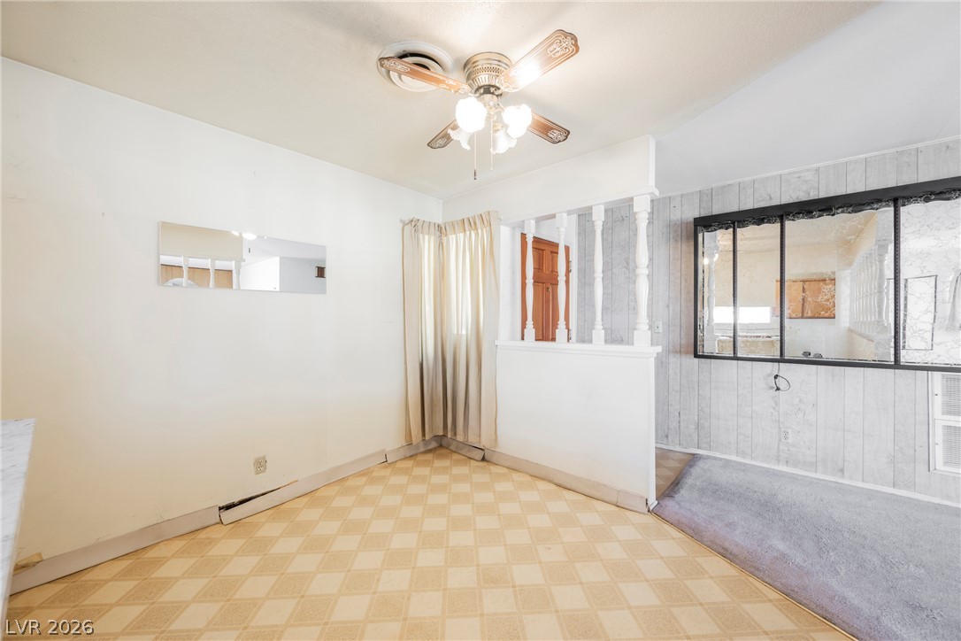 5820 Carmen Boulevard Property Photo 24