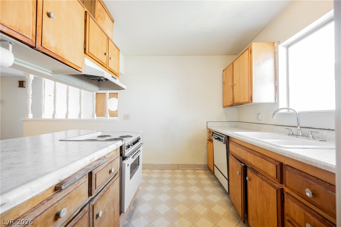 5820 Carmen Boulevard Property Photo 31