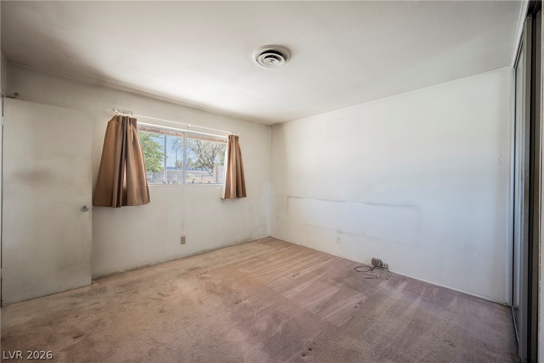 5820 Carmen Boulevard Property Photo 33