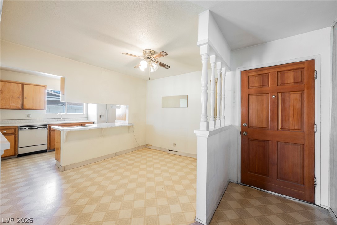 5820 Carmen Boulevard Property Photo 78