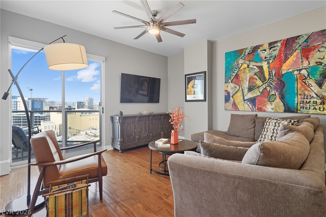150 Las Vegas Blvd N 1114 Property Photo 11