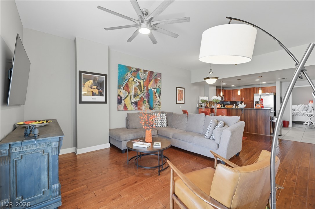 150 Las Vegas Blvd N 1114 Property Photo 14