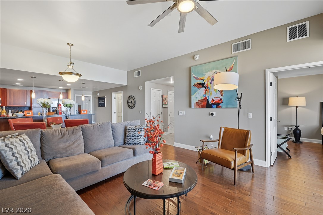 150 Las Vegas Blvd N 1114 Property Photo 15