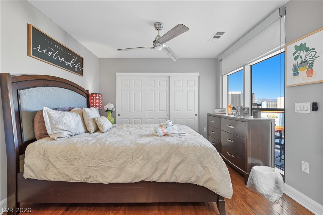 150 Las Vegas Blvd N 1114 Property Photo 17