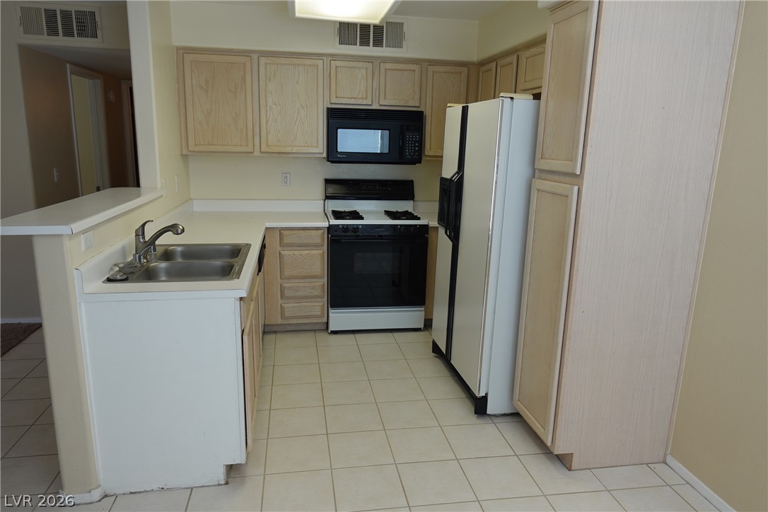 3131 Key Largo Drive 101 Property Photo 8
