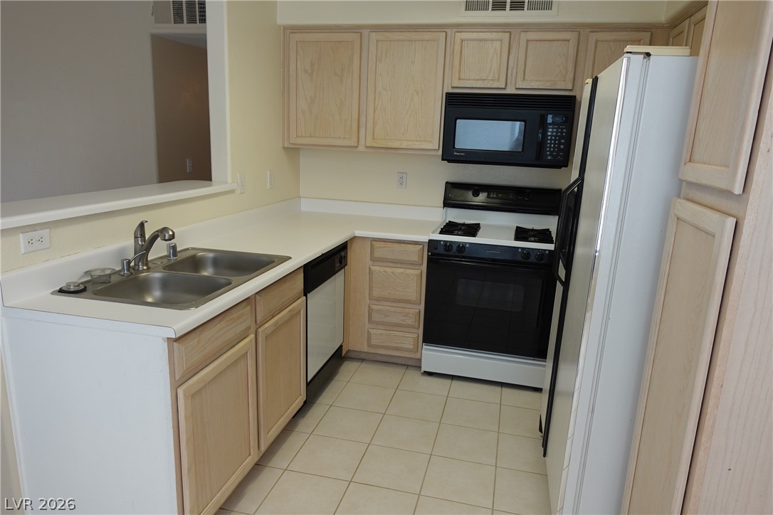 3131 Key Largo Drive 101 Property Photo 9