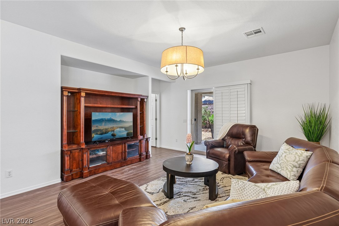 3879 Paint Court Property Photo 3