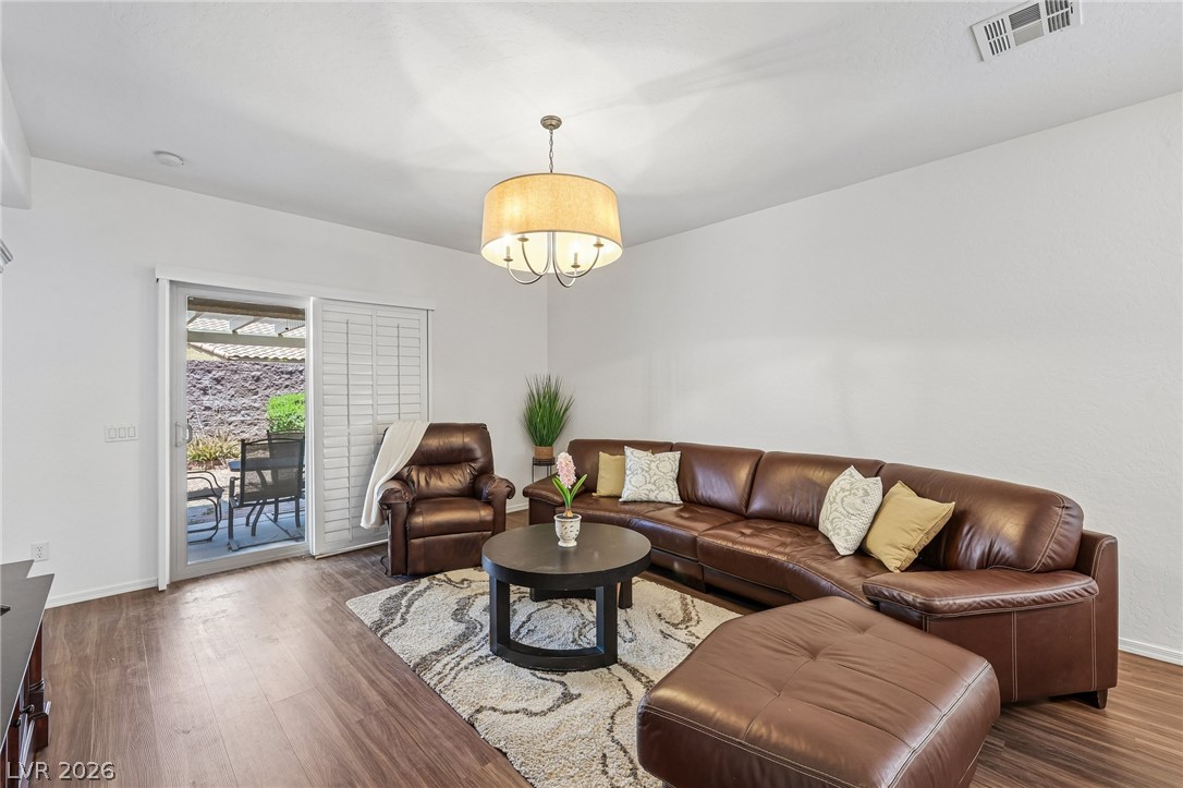 3879 Paint Court Property Photo 5