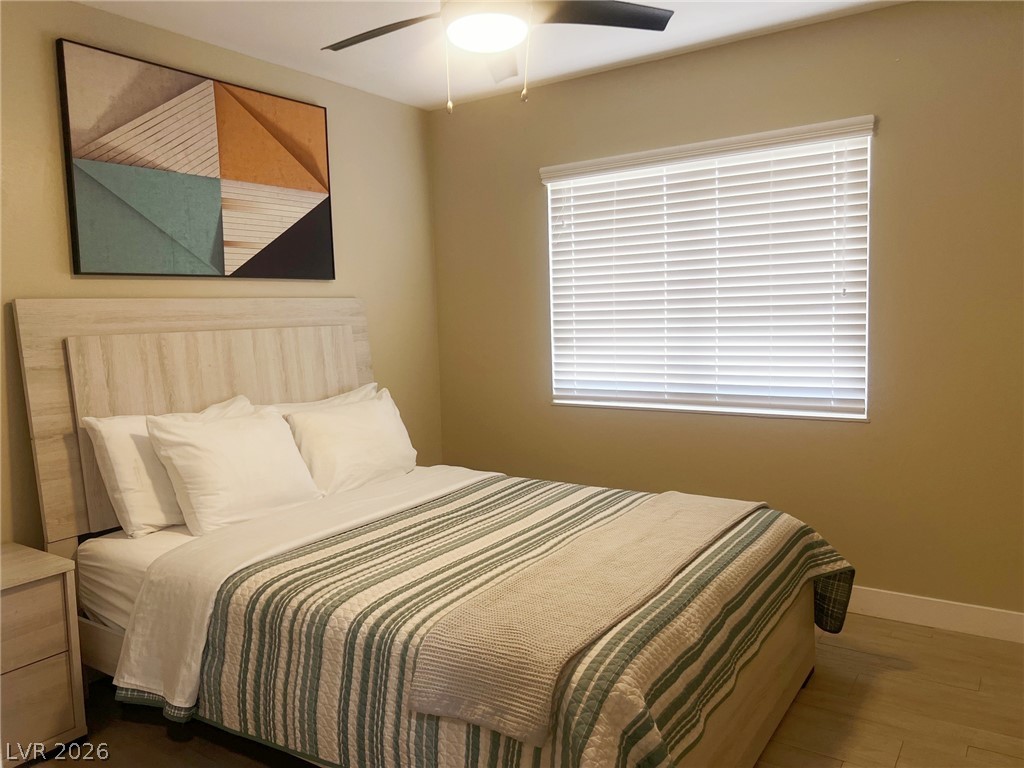 4194 Greenpoint Street Property Photo 15