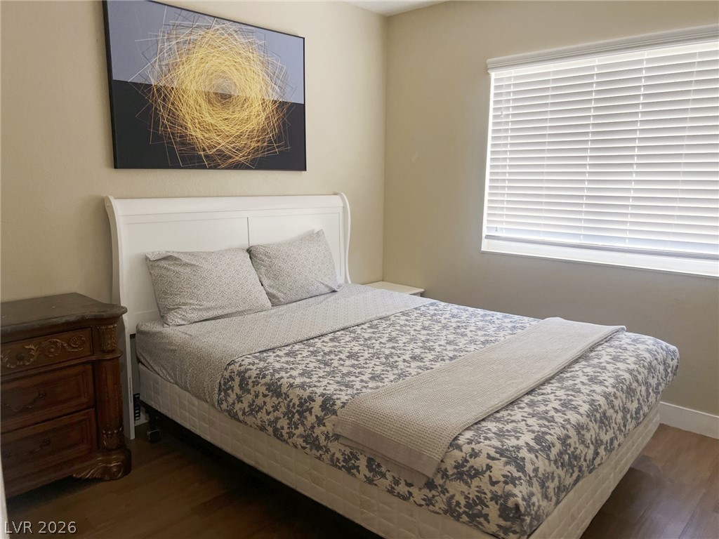 4194 Greenpoint Street Property Photo 16