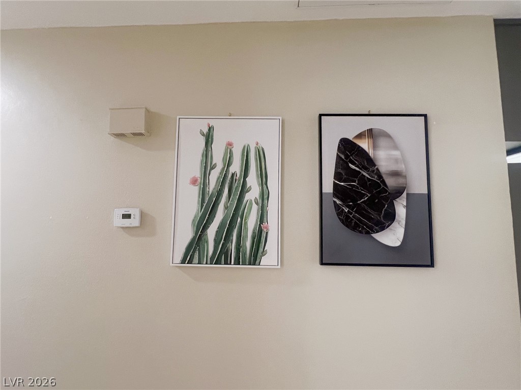 4194 Greenpoint Street Property Photo 18