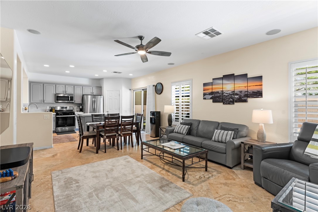 28 Gentilly Lace Avenue Property Photo 11