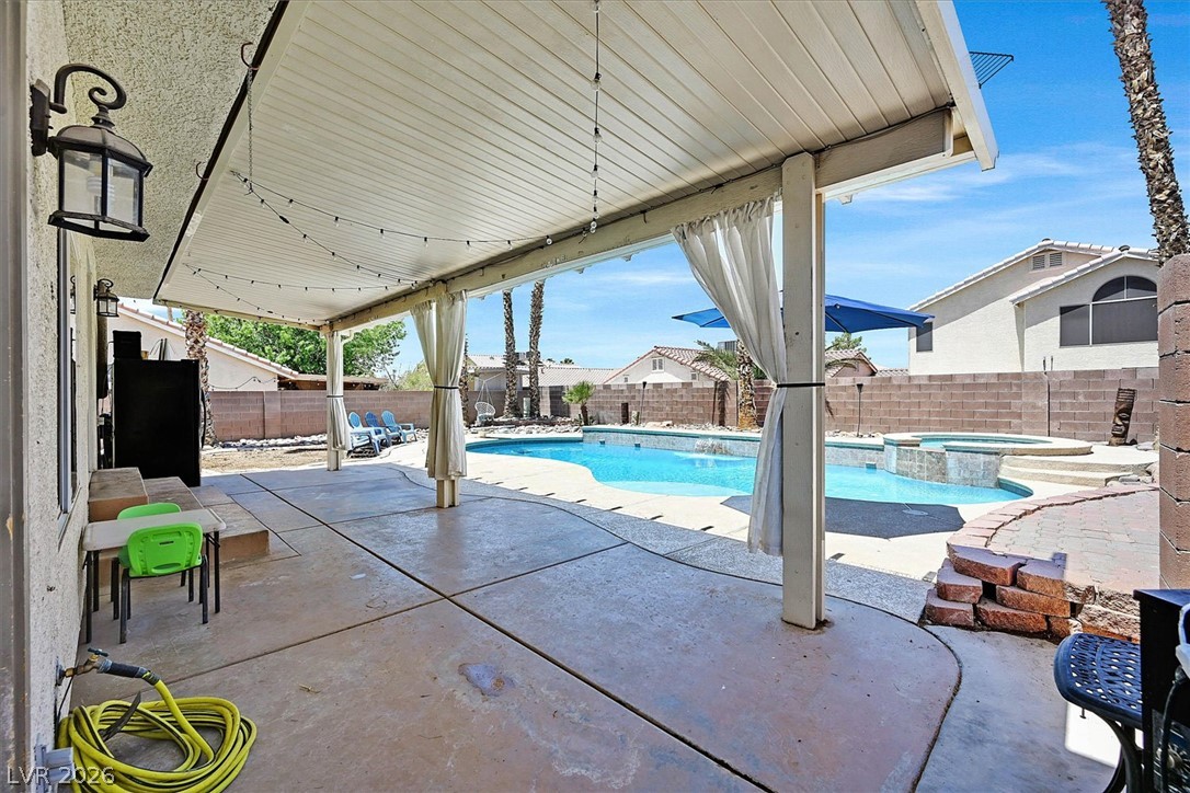 1579 Tangerine Rose Drive Property Photo 31