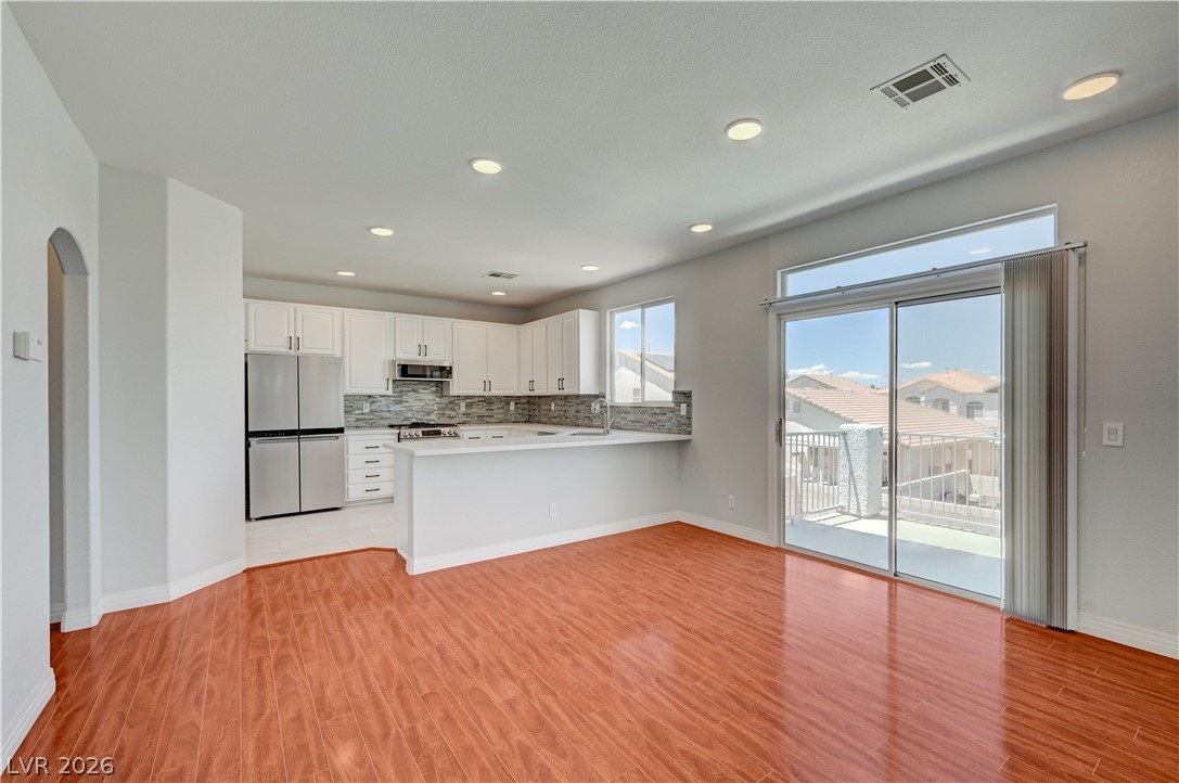 8724 Breezy Brown Avenue Property Photo 12