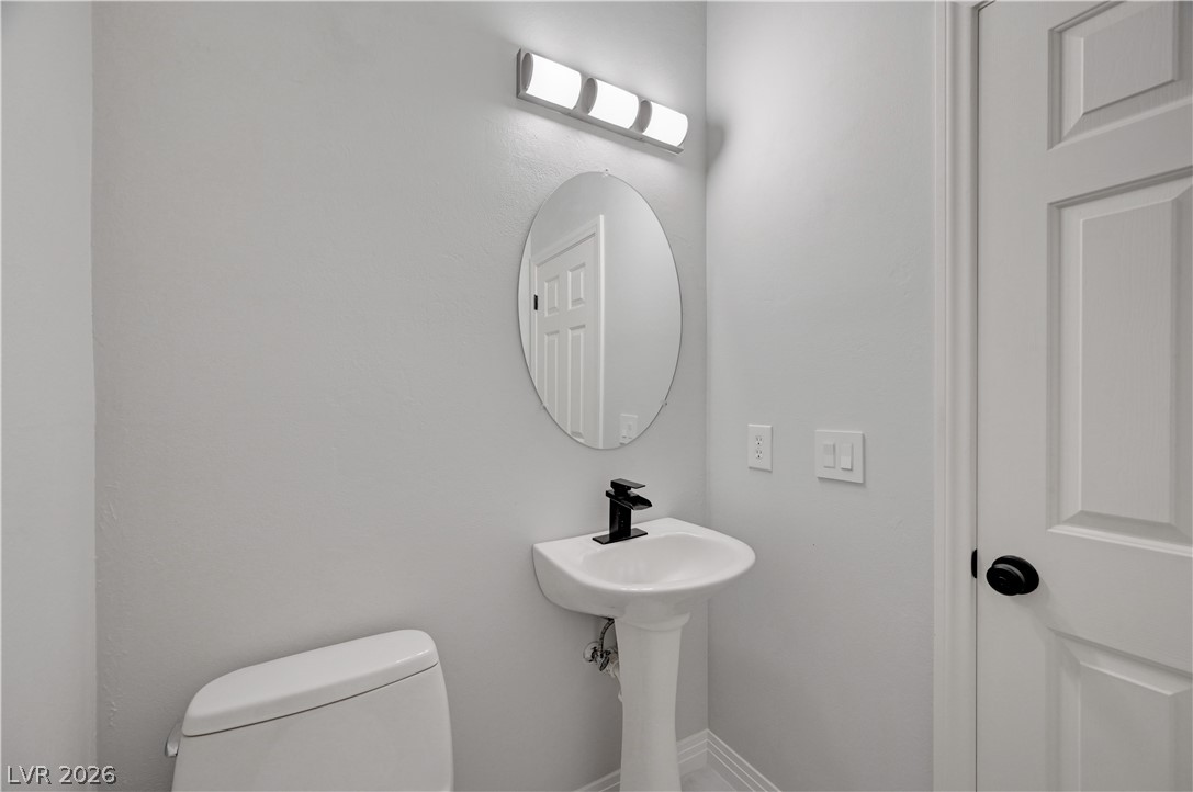 8724 Breezy Brown Avenue Property Photo 28