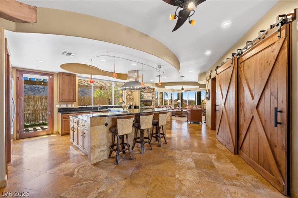 119 Caperna Court Property Photo 10