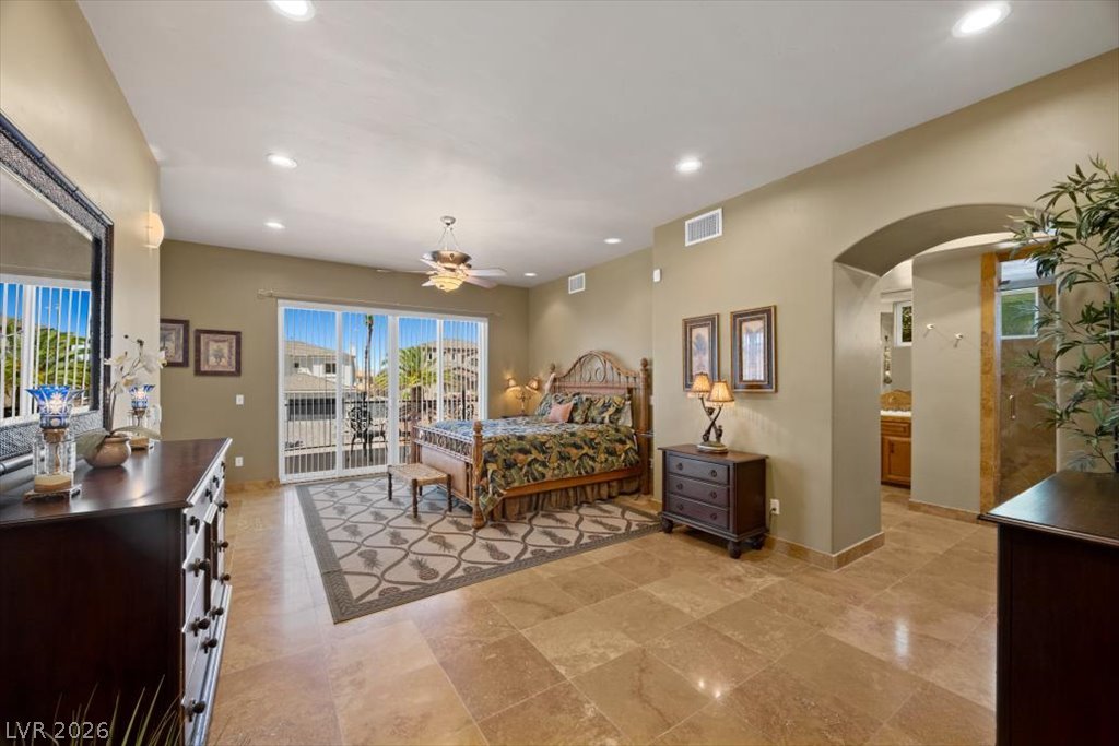 119 Caperna Court Property Photo 11