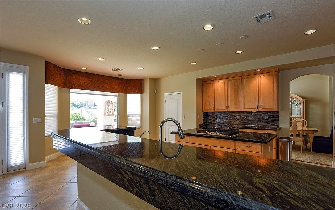 1817 Corta Bella Drive Property Photo 11