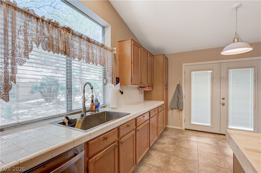 6156 Osaka Court Property Photo 7