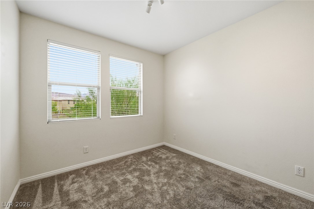 918 Cherry Glen Place Property Photo 39
