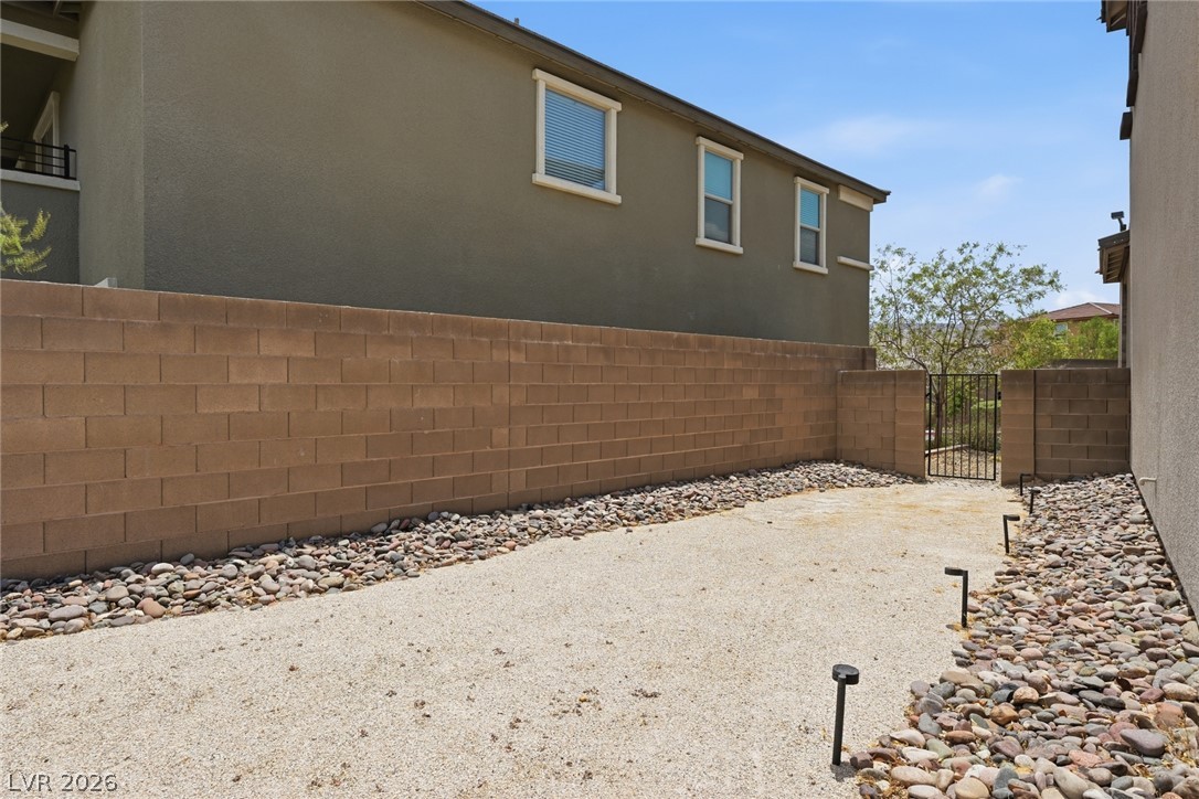 918 Cherry Glen Place Property Photo 48