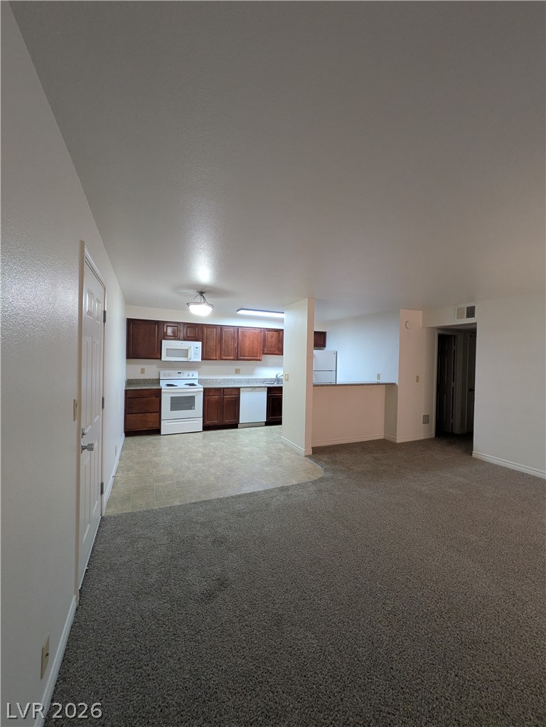 5321 River Glen Drive 236 Property Photo 5