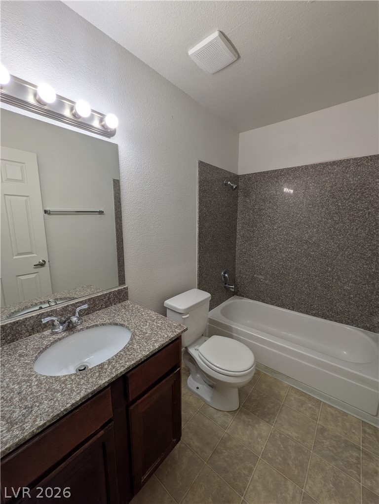 5321 River Glen Drive 236 Property Photo 10