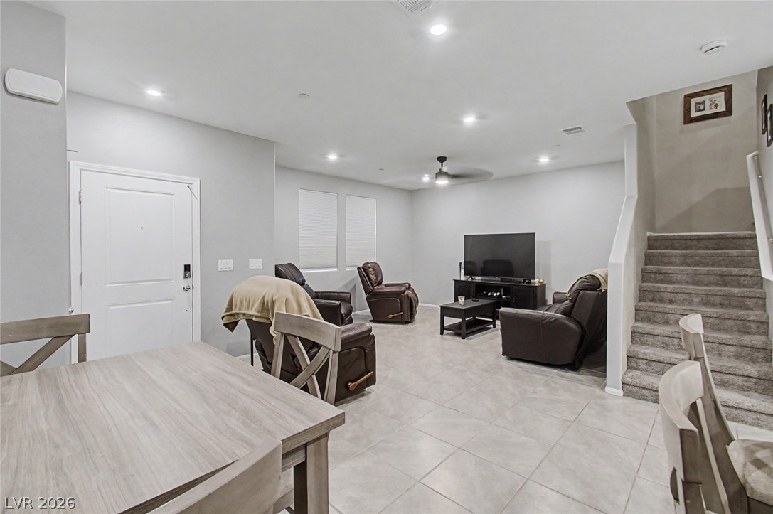 6740 Nimbus Avenue Property Photo 4