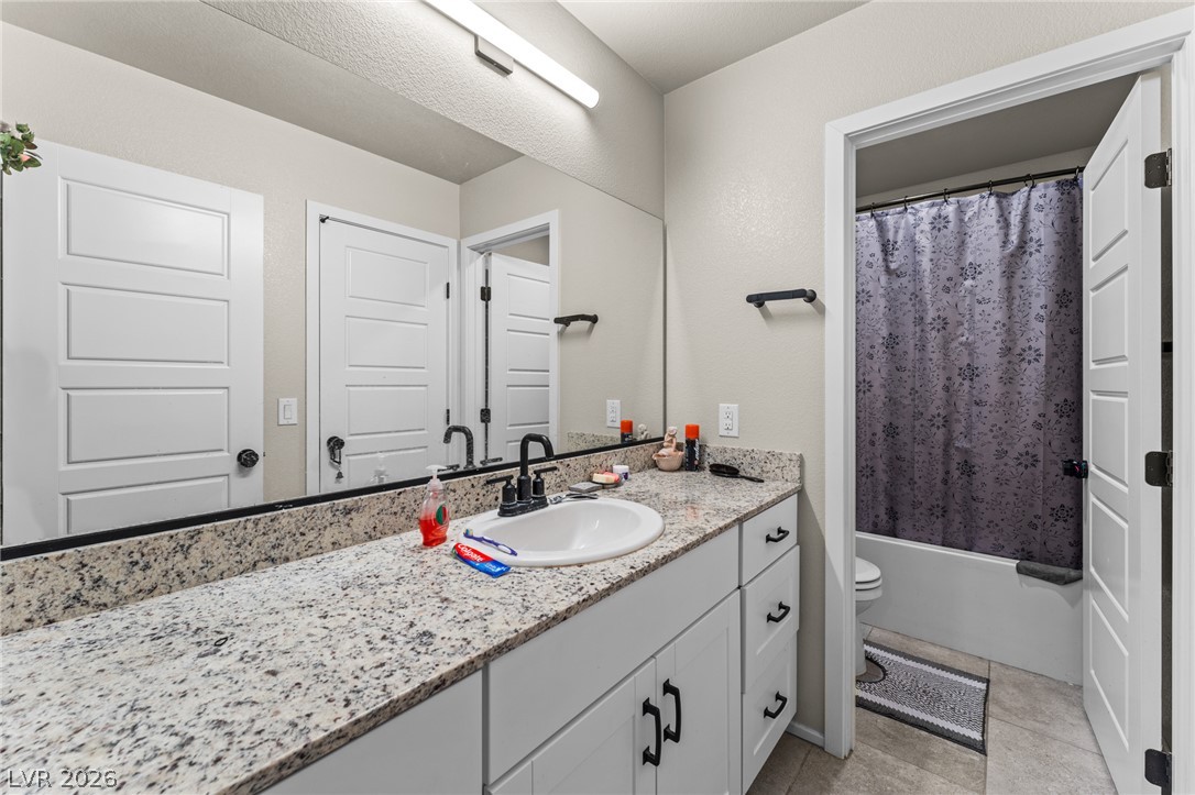 7433 Onyx Star Street Property Photo 13