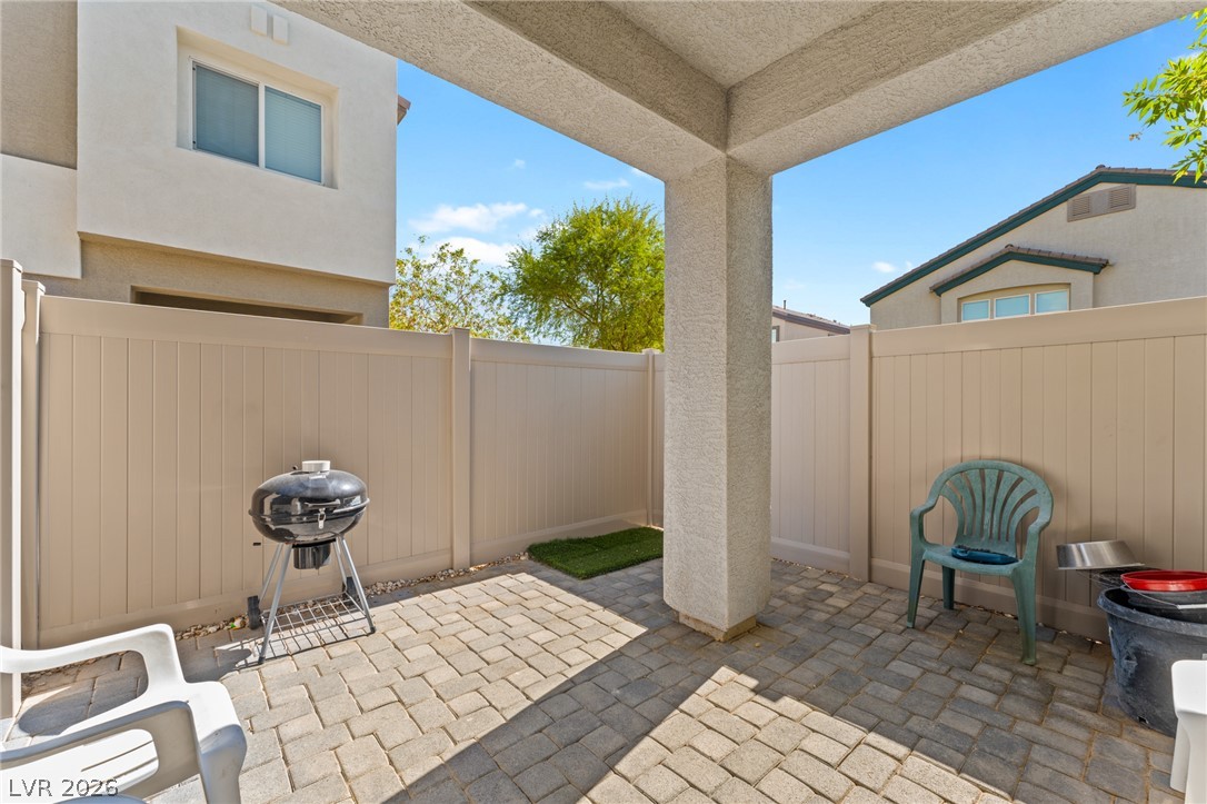 7433 Onyx Star Street Property Photo 27