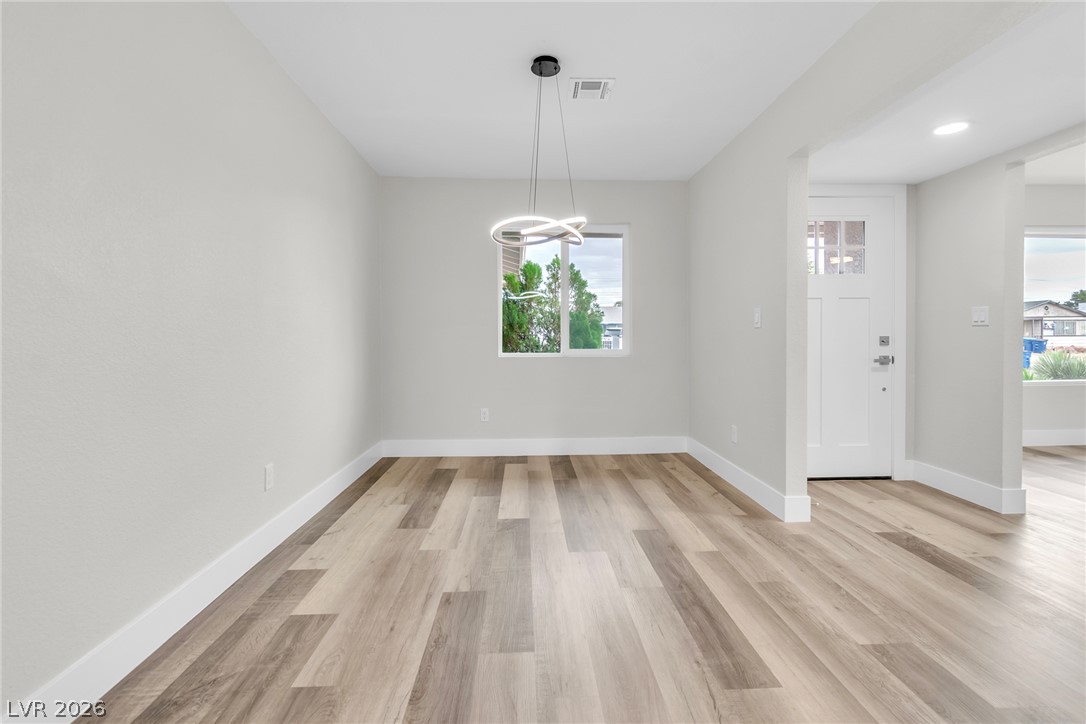 4424 Ash Avenue Property Photo 3
