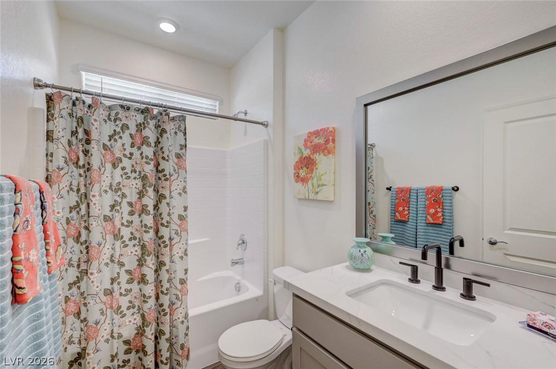 7446 Charlotte Bay Avenue Property Photo 37