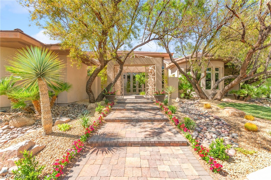9308 Canyon Classic Drive Property Photo 14