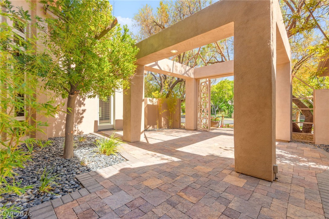 9308 Canyon Classic Drive Property Photo 16