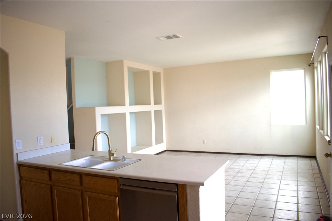 7804 Picnic Street Property Photo 8
