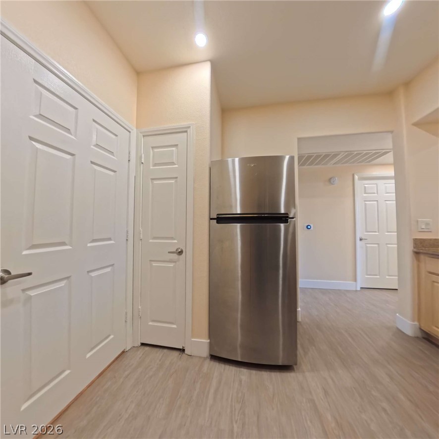 8000 Badura Avenue 1092 Property Photo 9
